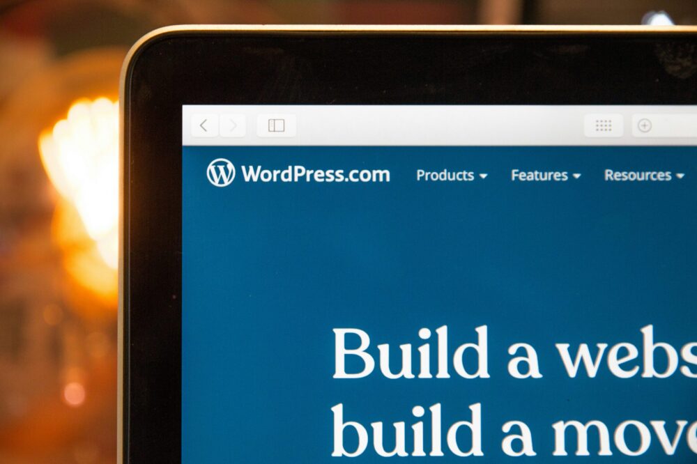 Comment améliorer le référencement de son site web pour attirer des clients ?