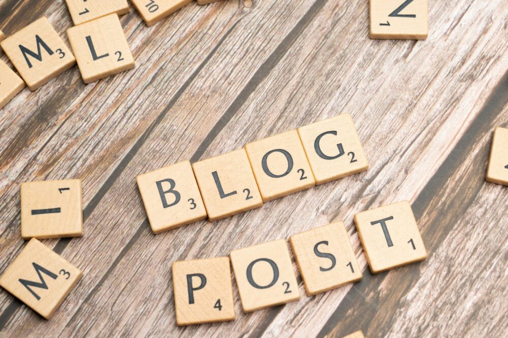 Comment choisir un nom de domaine pour un site de tutoriels ?