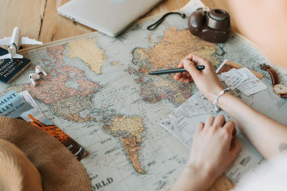 Comment un site multilingue peut-il faciliter la collaboration internationale ?