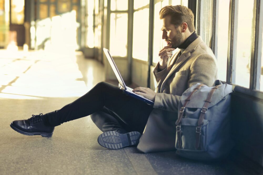 Comment un site peut-il générer des clients en utilisant des comparatifs ?