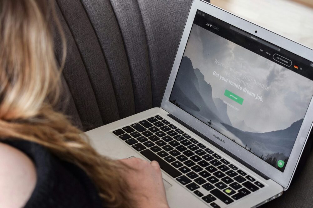 Comment un site web professionnel peut-il vous aider à collecter des emails en 2026 ?