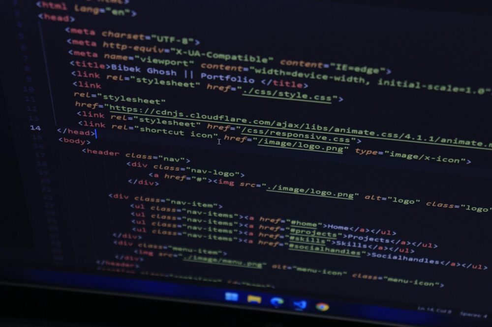 Comment un site web professionnel peut-il vous aider à réduire votre dépendance aux plateformes tierces en 2026 ?