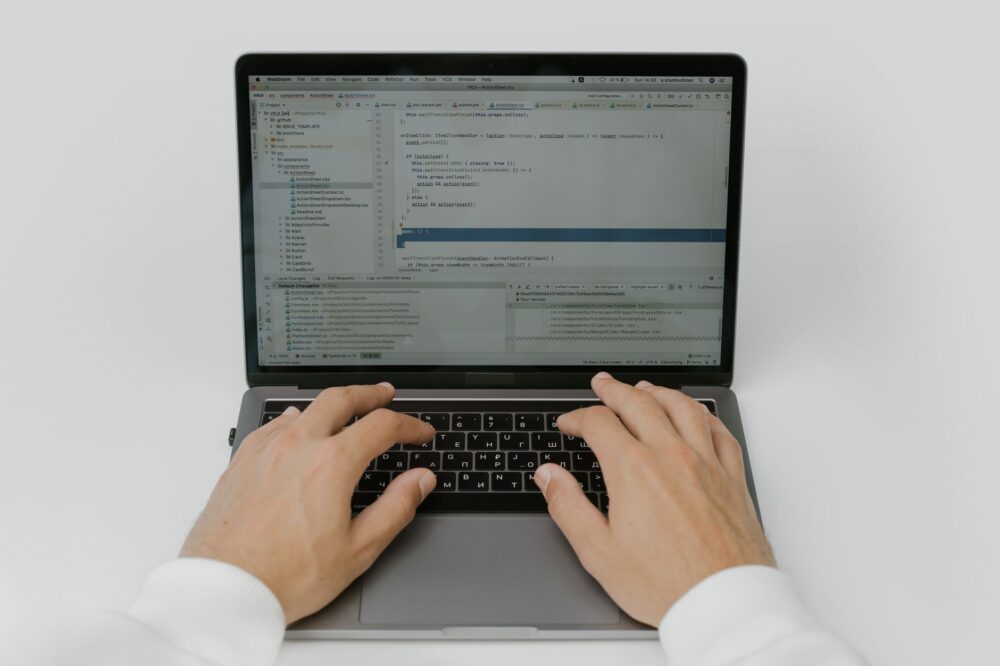 Créer un site avec un constructeur : combien de temps gagné ?