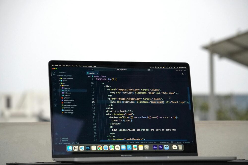 Pourquoi un site web professionnel doit-il être mis à jour régulièrement en 2026 ?