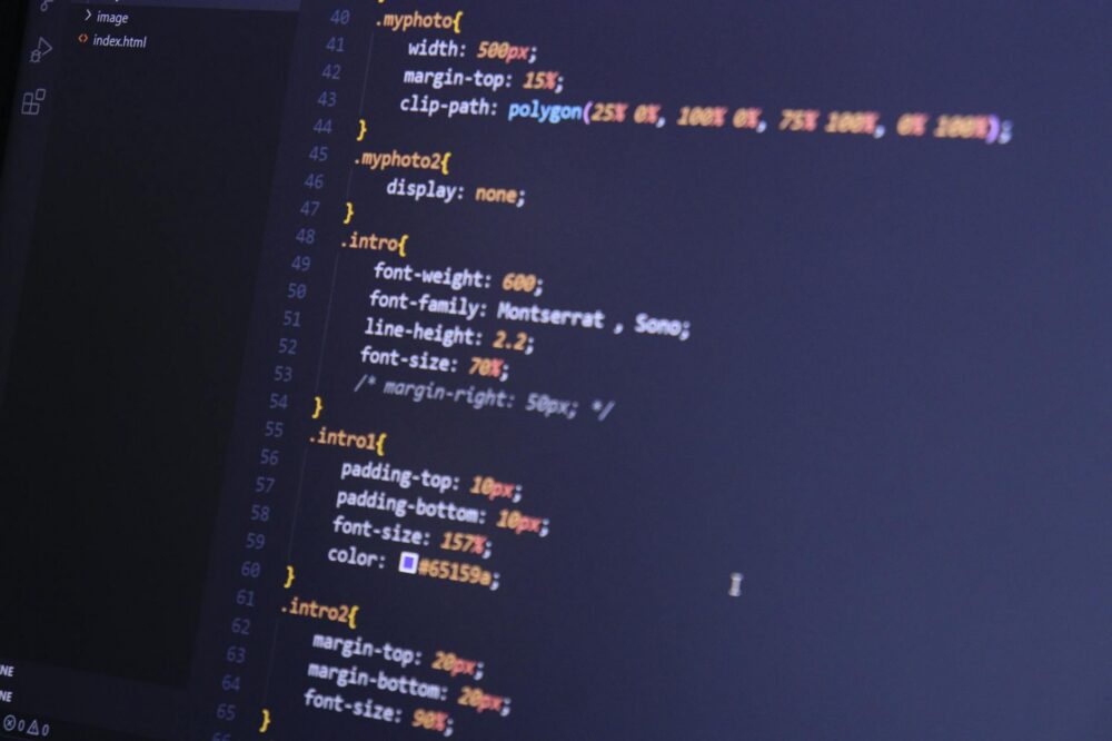 Pourquoi un site web professionnel doit-il être testé régulièrement en 2026 ?