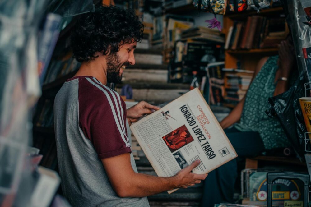 Quels sont les avantages d'un site multilingue pour les sites de musique ?