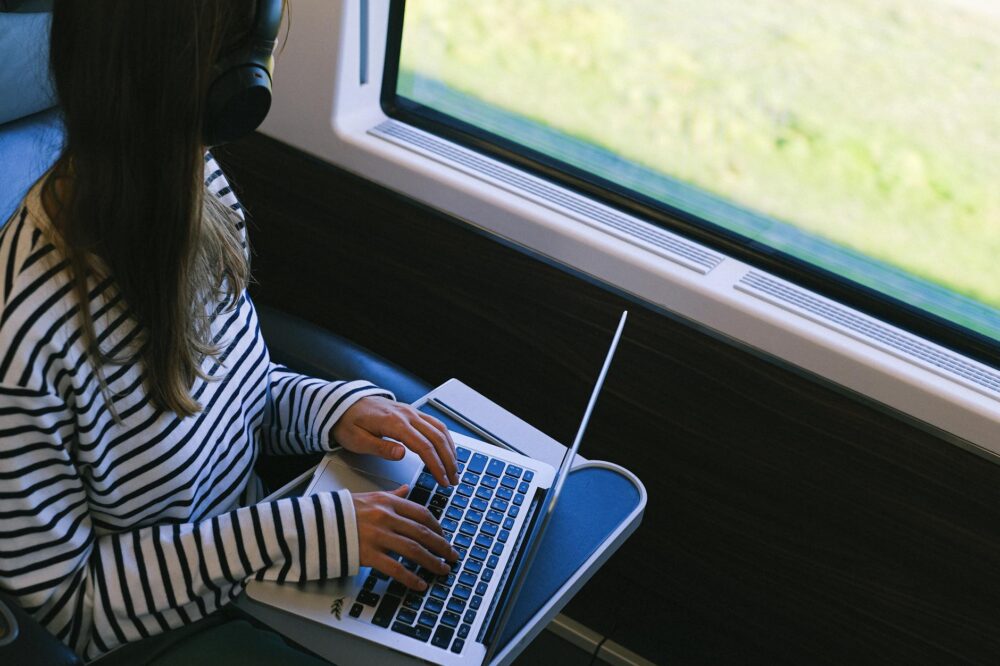 Quels sont les avantages d'un site web professionnel avec un blog intégré en 2026 ?