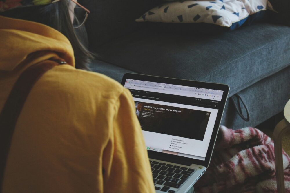 Quels sont les avantages d'un site web professionnel avec un chat en direct en 2026 ?