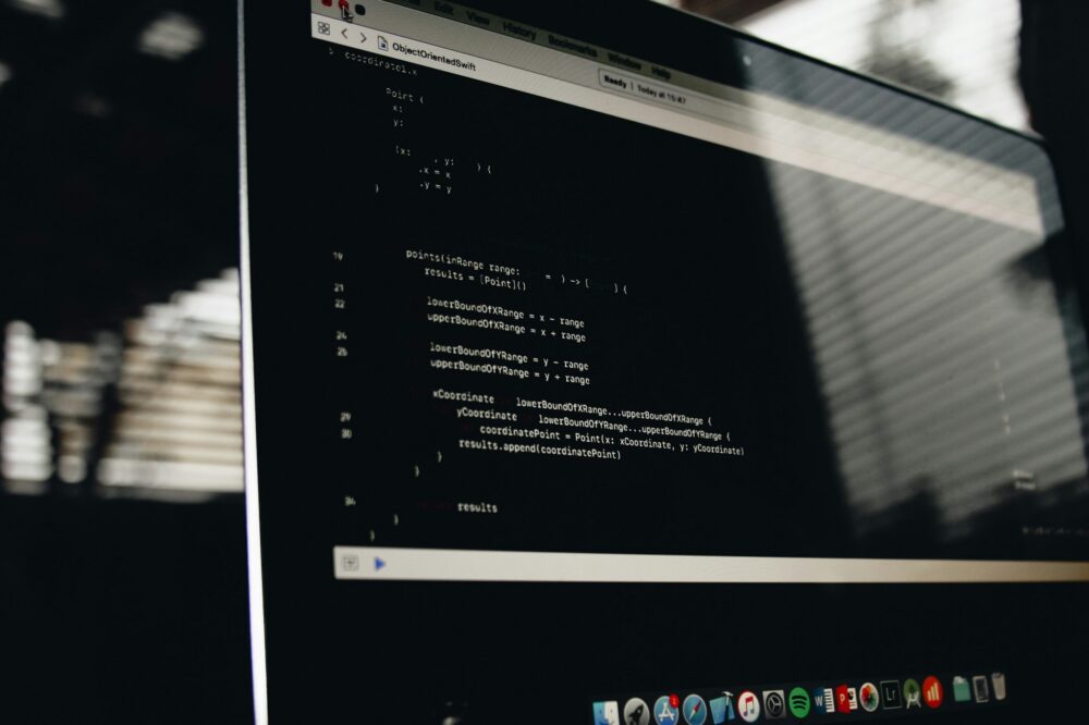 Quels sont les coûts de maintenance d'un site web avec API ?