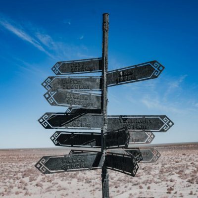 Comment choisir un nom de domaine pour un site de parenté ?
