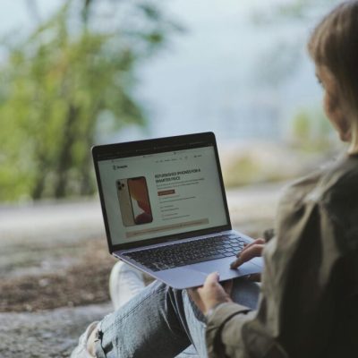Comment choisir un nom de domaine pour un site de technologie ?