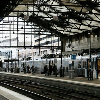 Quelle est l'importance de la rapidité de réponse aux demandes ?